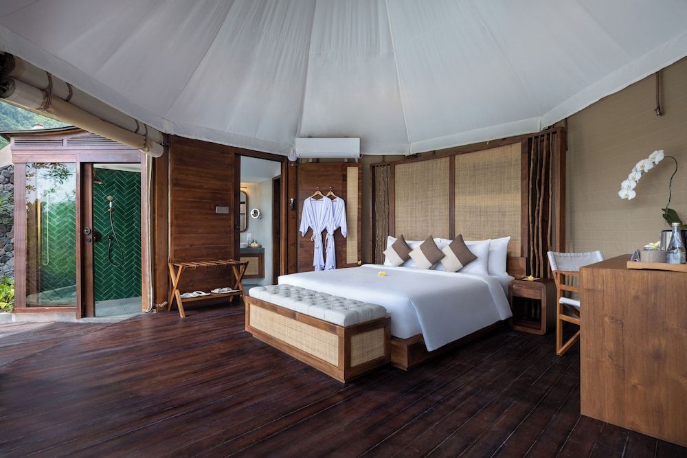 Wapa di Ume Sidemen Luxury Pool Tent with Free Benefits 2