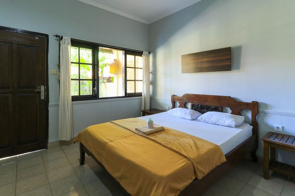 Sari Indah Cottages Standard Double Room 3