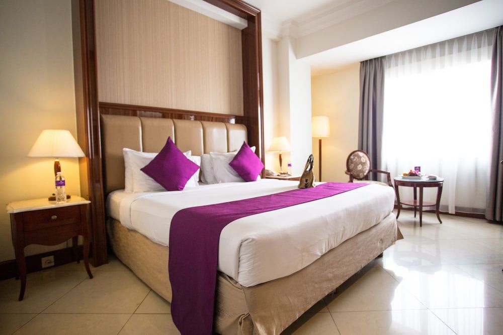 Arion Suite Hotel Kemang Deluxe Double Room 3