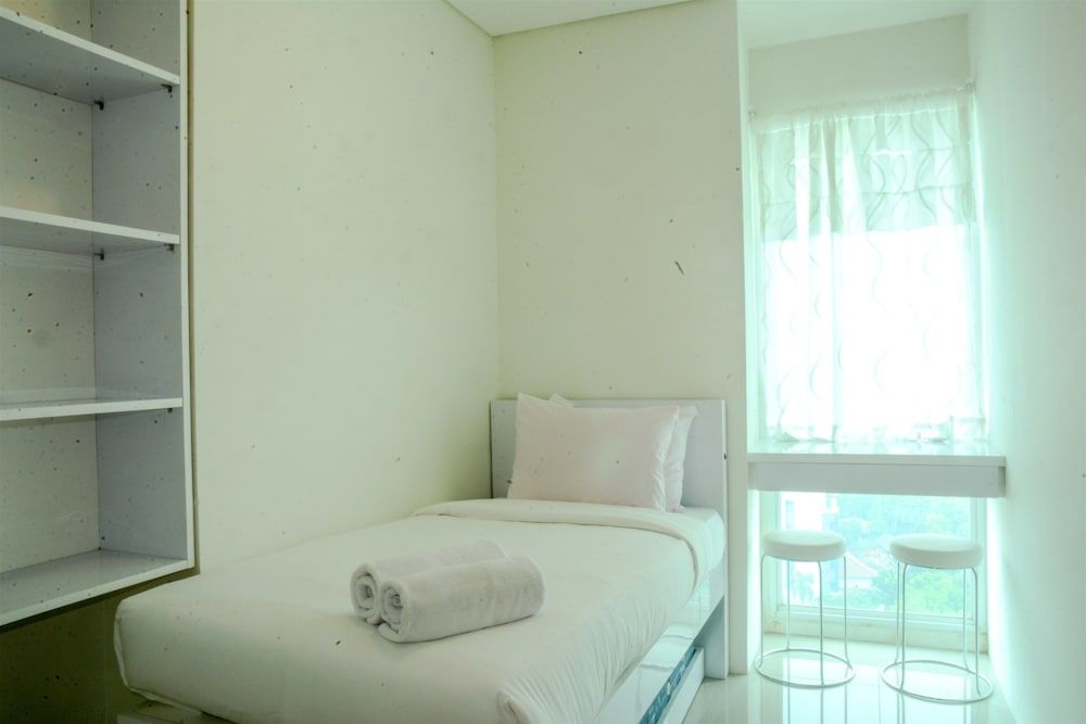 undefined 2 Bedrooms Woodland Park Apartment by Travelio 5