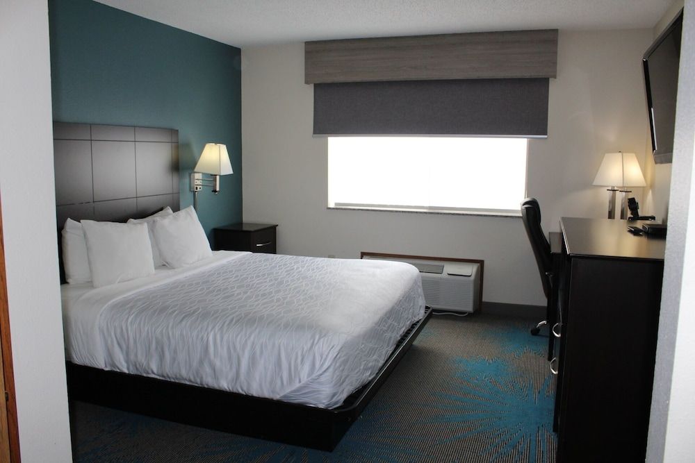 Room, 1 King Bed, Accessible, Non Smoking (East Building)