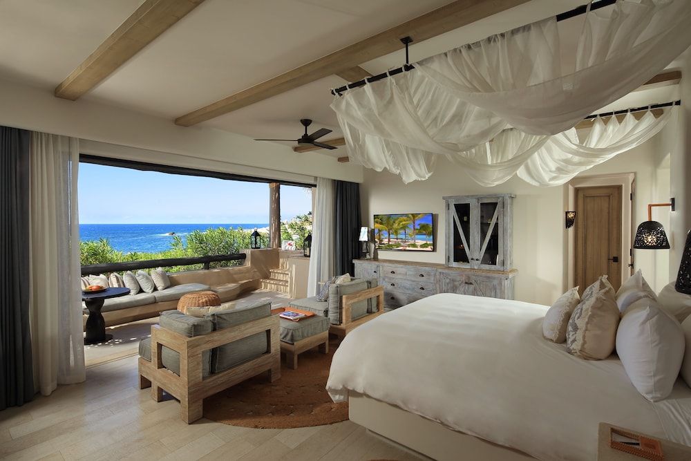 Room, 1 King Bed, Oceanfront (Spa Casita)
