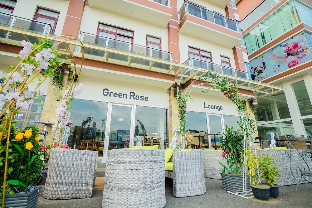 undefined Green Rose Hotel 4