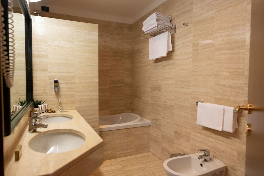 undefined Hotel Alga 10