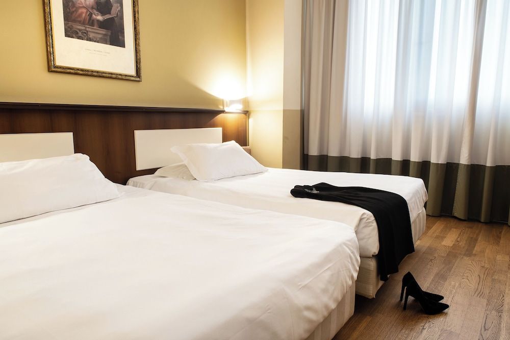 undefined Hotel Alga 3