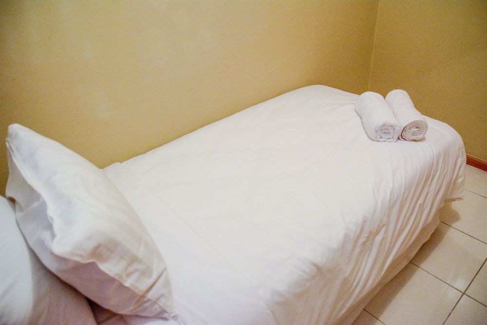 undefined 3 Bedrooms Plus Apartment Grand Palace by Travelio 9