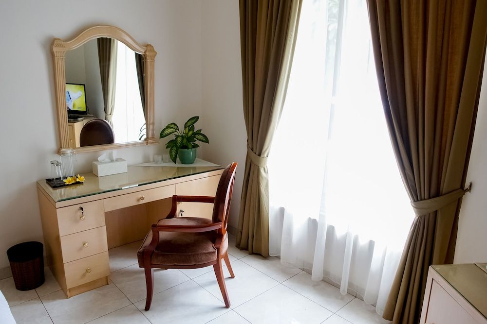 Topaz Guest House Deluxe Double Room 5