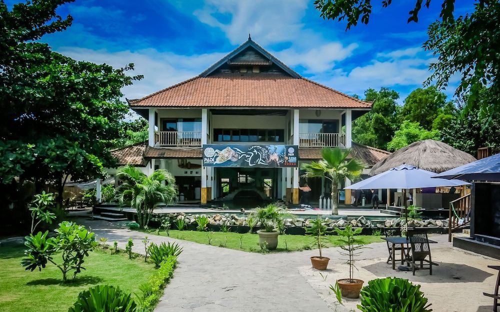 undefined Lutwala Dive and Bungalows 2