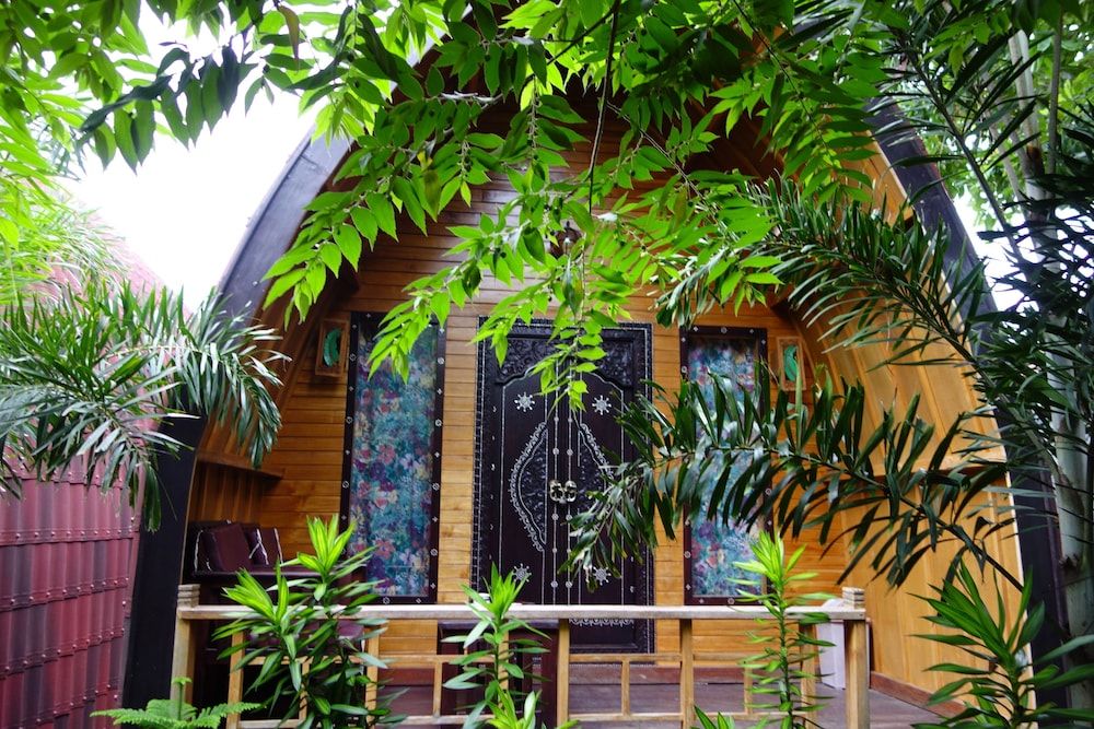 undefined Banana Leaf Bungalows 3