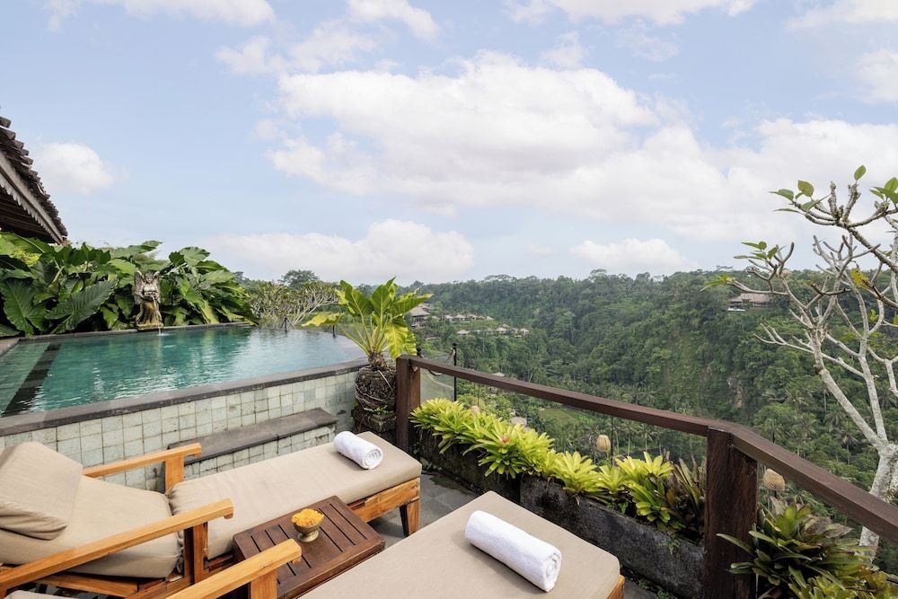 Luxury Valley Villa With Infinity Pool