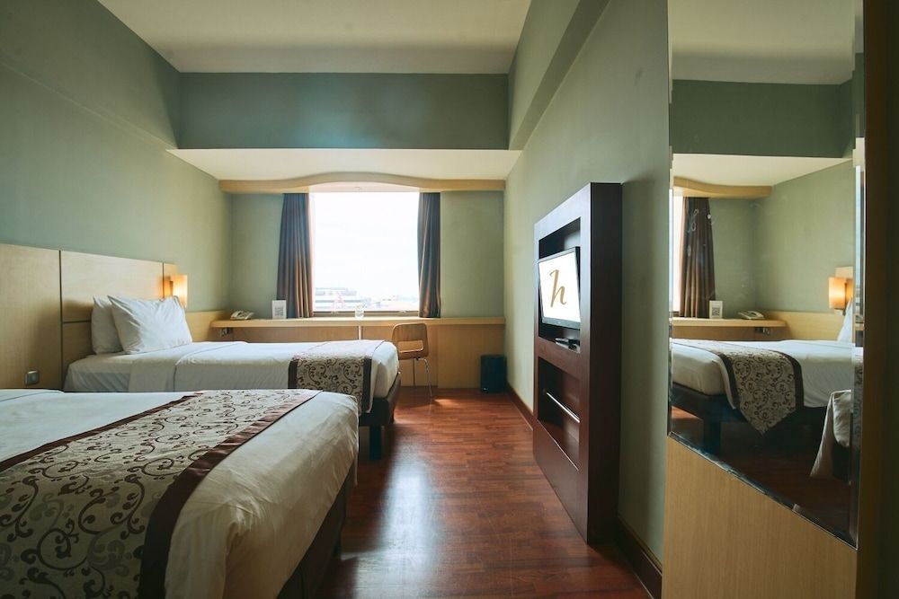 undefined Arcadia Mangga Dua by Horison 10