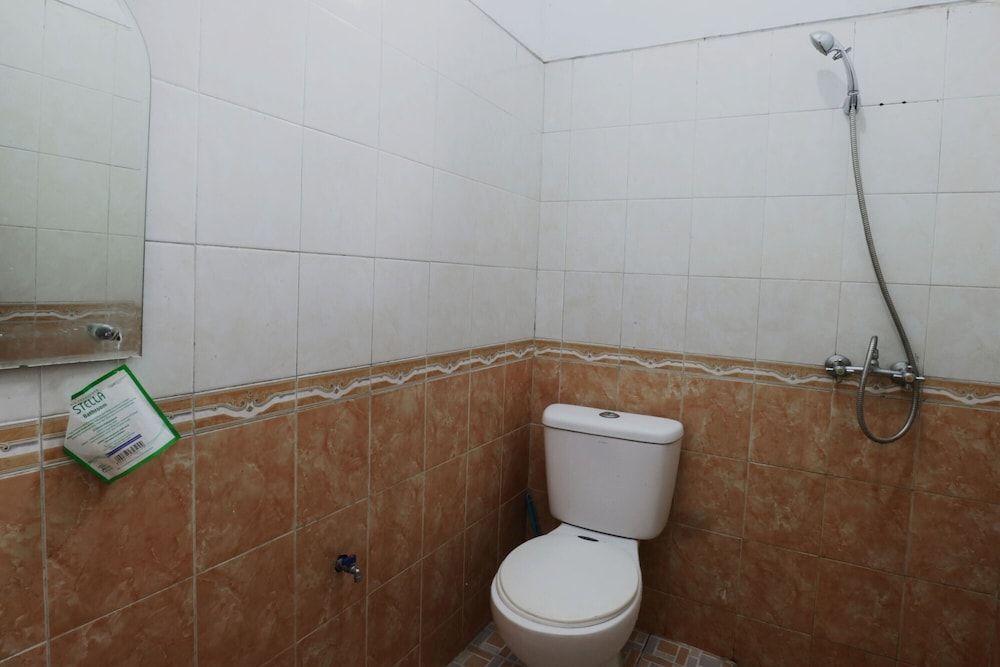 Hotel Arjuna Room, 3 Bedrooms 7