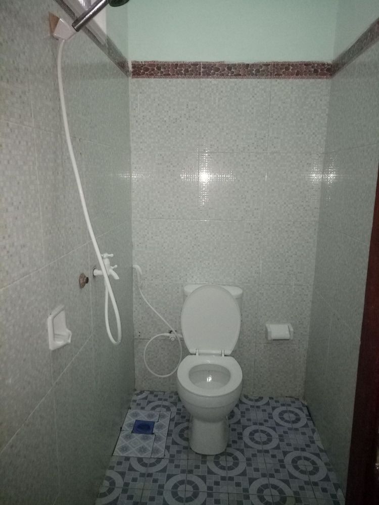 Krisna Bungalows & Restaurant Basic Double Room 4