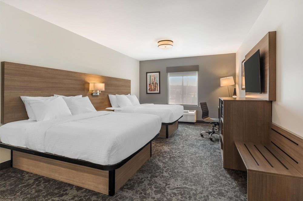 Standard Room, 2 Queen Beds, Non Smoking