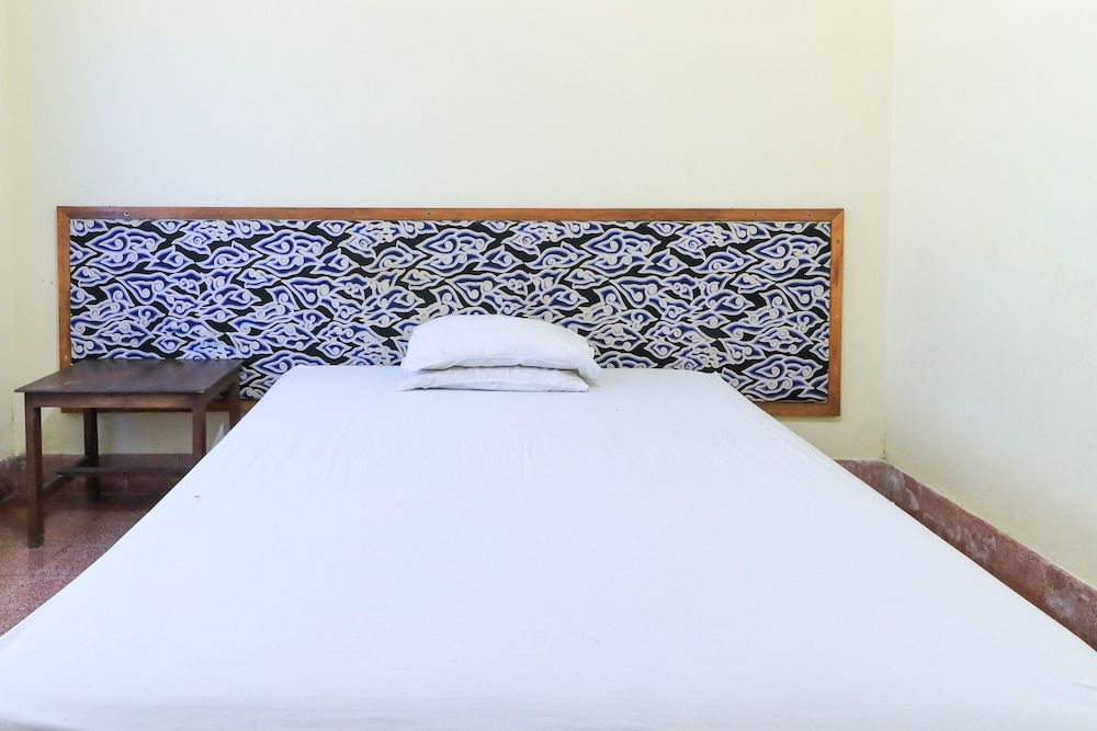 Mertha Jati Hotel & Bungalow Standard Room 5