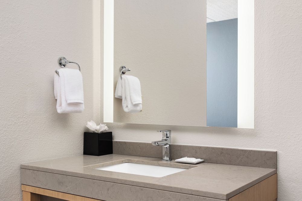 undefined Hyatt Place Atlanta Airport-North 9