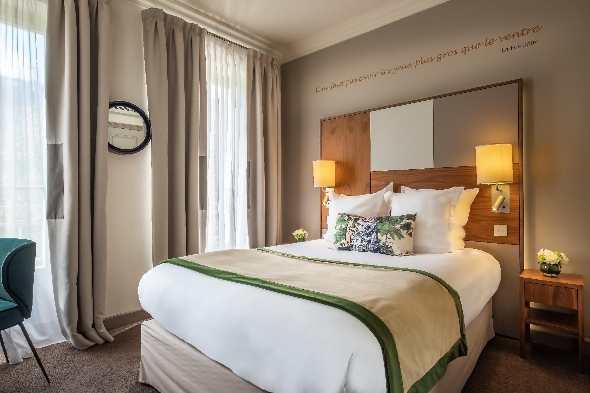 Adjoining Rooms
