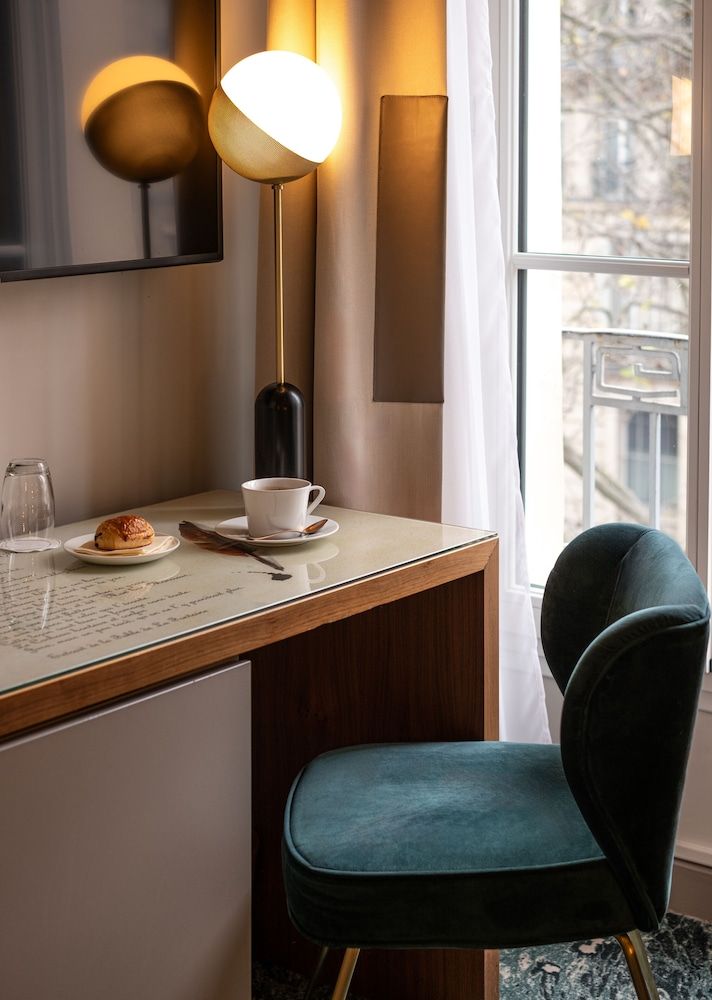 Hôtel Le Tourville by Inwood Hotels Classic Room 6
