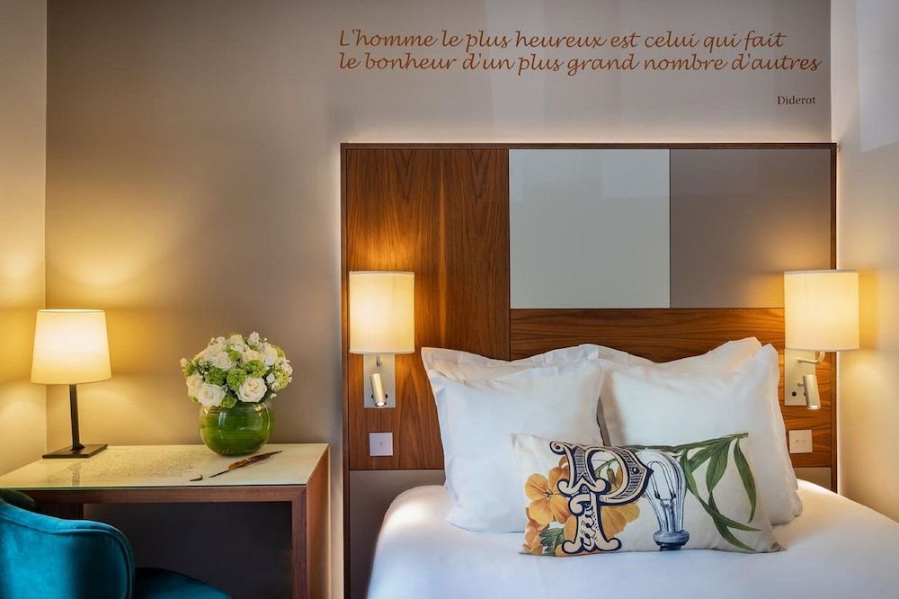 Hôtel Le Tourville by Inwood Hotels Classic Room 2