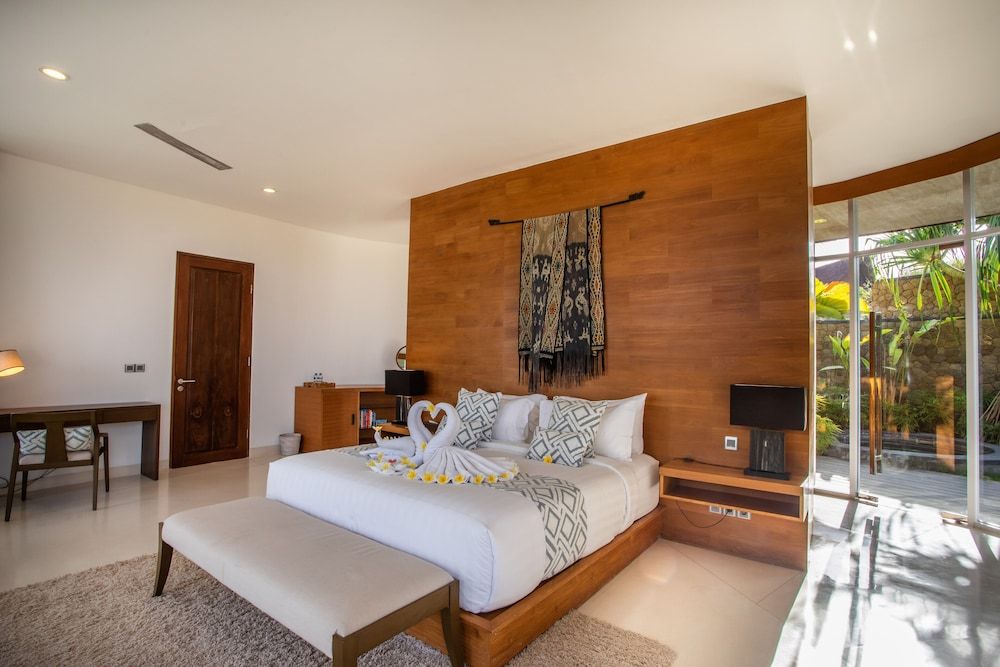Luxury Villa, 3 Bedrooms, Private Pool, Garden View