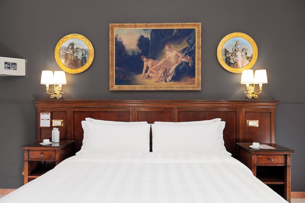 Hotel des Artistes Classic Double or Twin Room, 1 Queen Bed 7