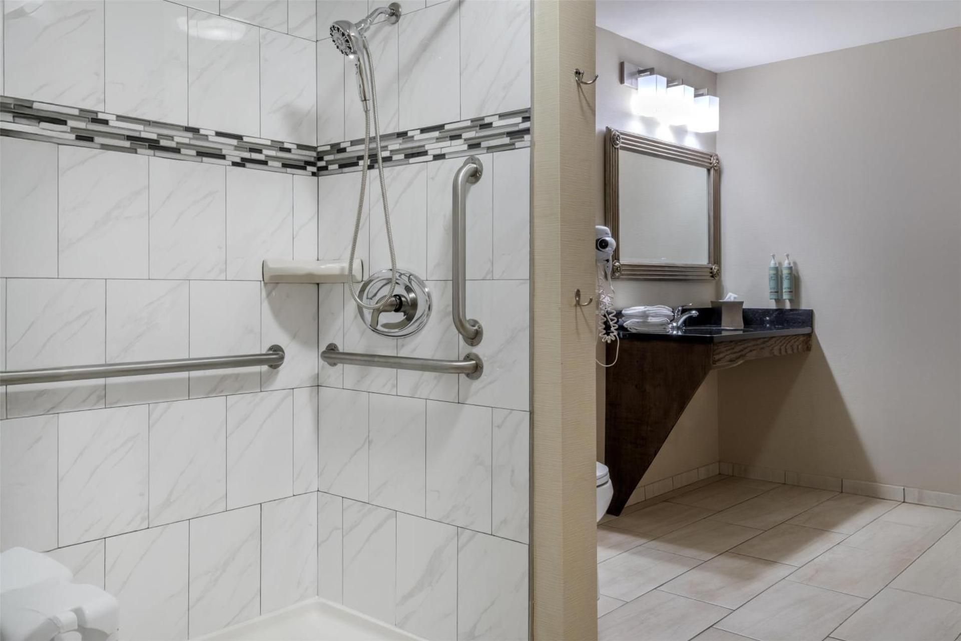 Best Western Providence Warwick Airport Inn Accessibility - Suite 2 Queen, Roll-in Shower, One Bedroom, Sofabed, Living Room, Nonsmoking 3