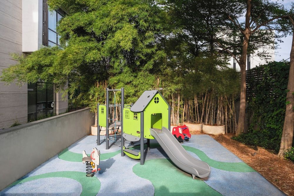 Children's play area - outdoor