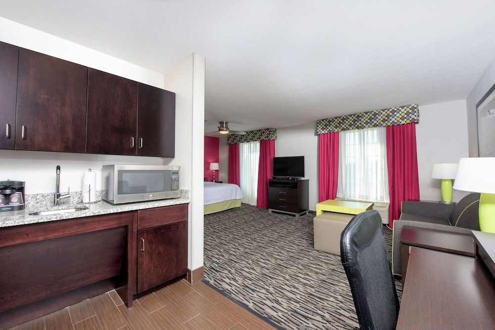 undefined Homewood Suites by Hilton Columbus/Polaris, OH