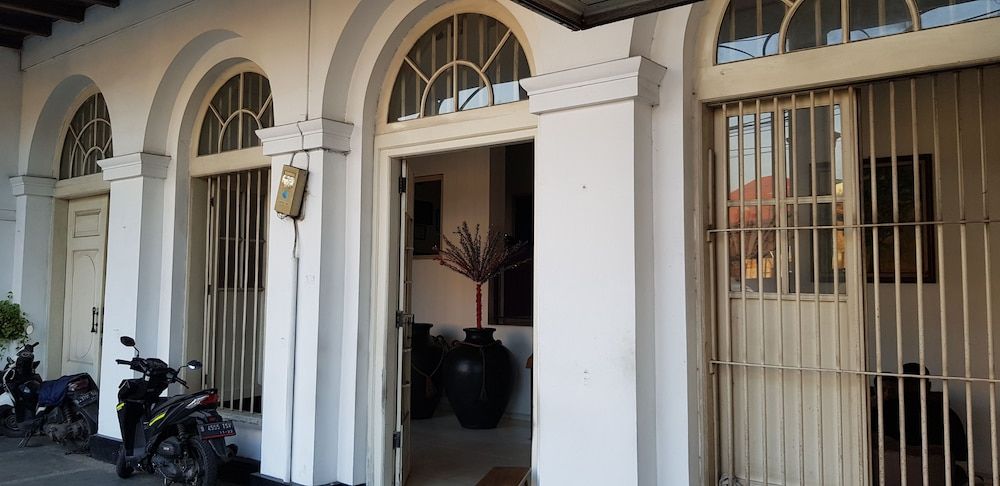 undefined Hotel DeQur Jakarta Kota 3