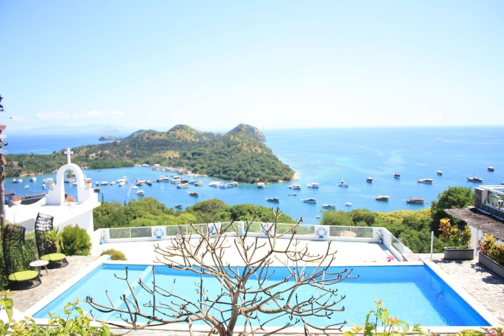 undefined La Cecile Hotel and Cafe Komodo 6