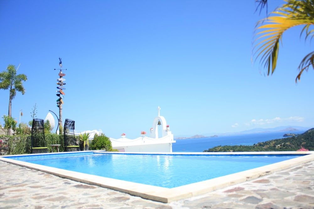 undefined La Cecile Hotel and Cafe Komodo