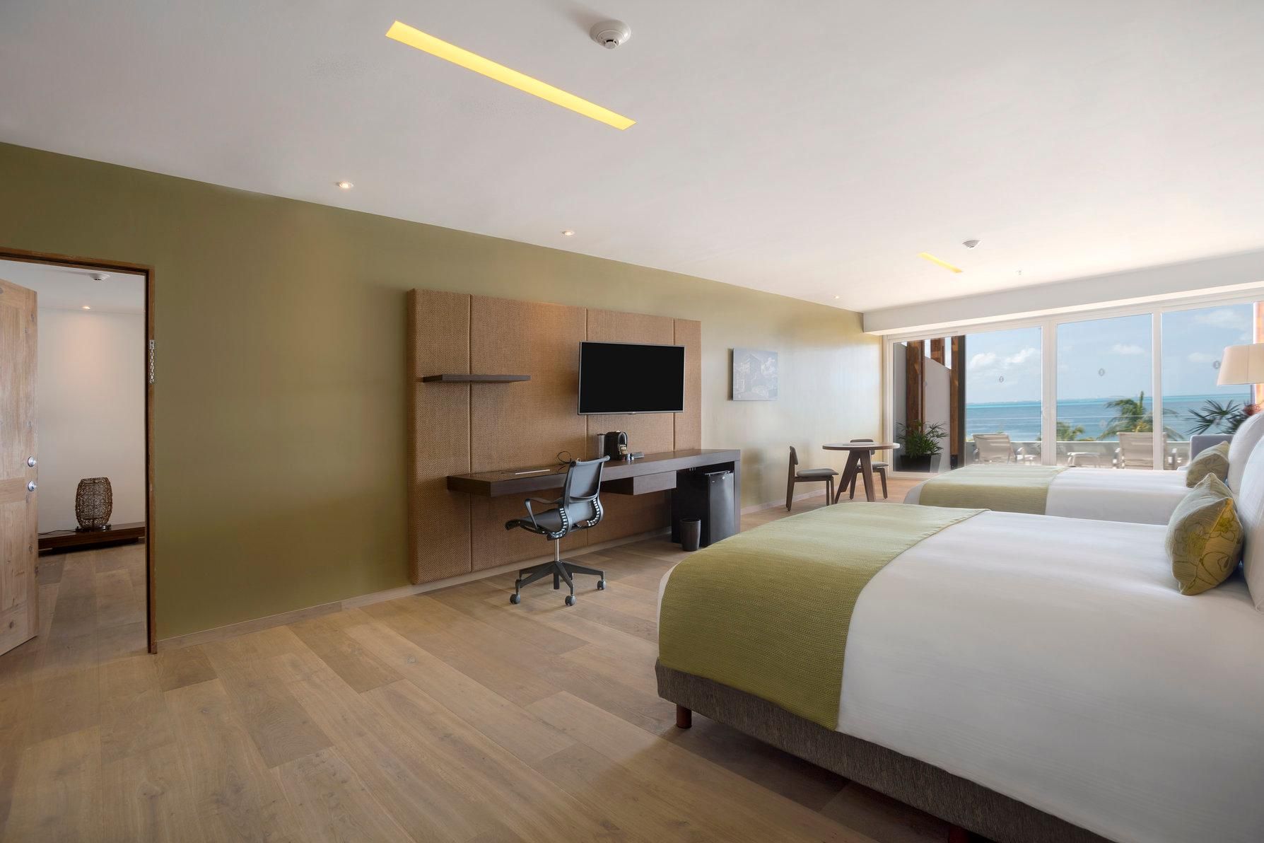 2 Queens Club Terrace Ocean View Room