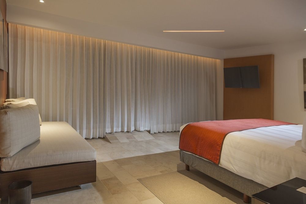 InterContinental Presidente Cancun Resort by IHG Classic Room 3