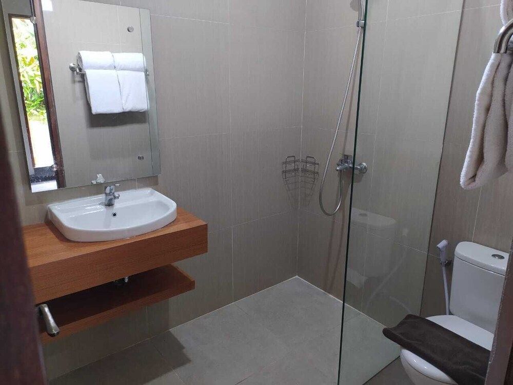 Front One Resort Yogyakarta Superior Room 6