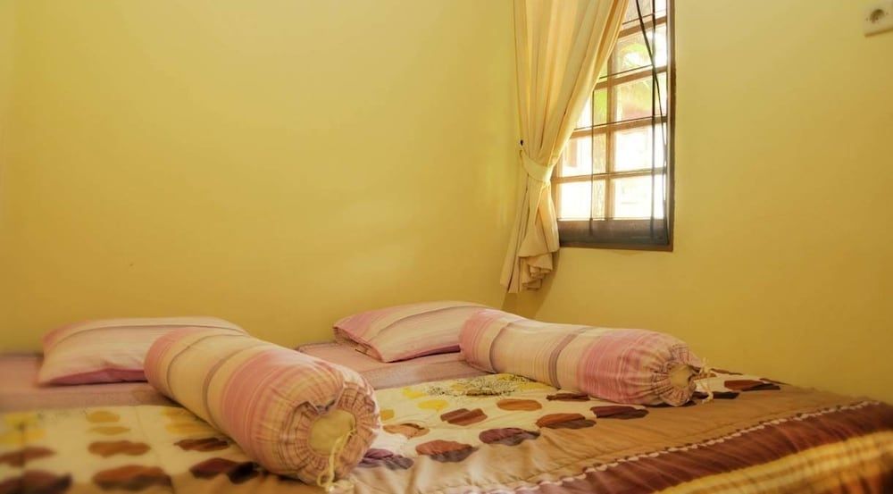 Villa Kota Bunga Ade Villa, 2 Bedrooms 3