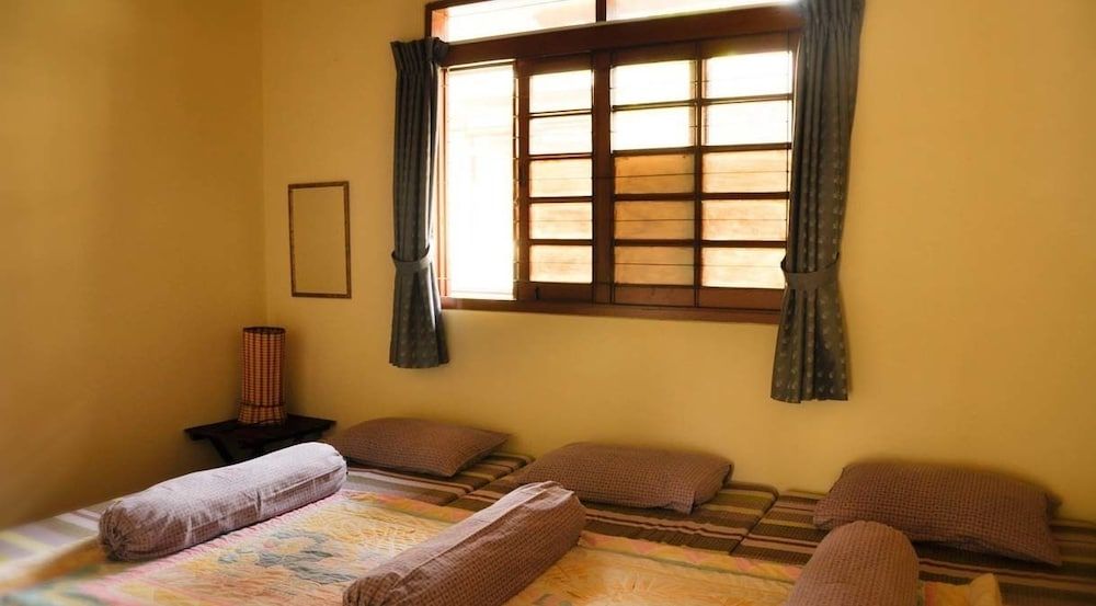 Villa Kota Bunga Ade Villa, 3 Bedrooms, Kitchenette, Garden View 5