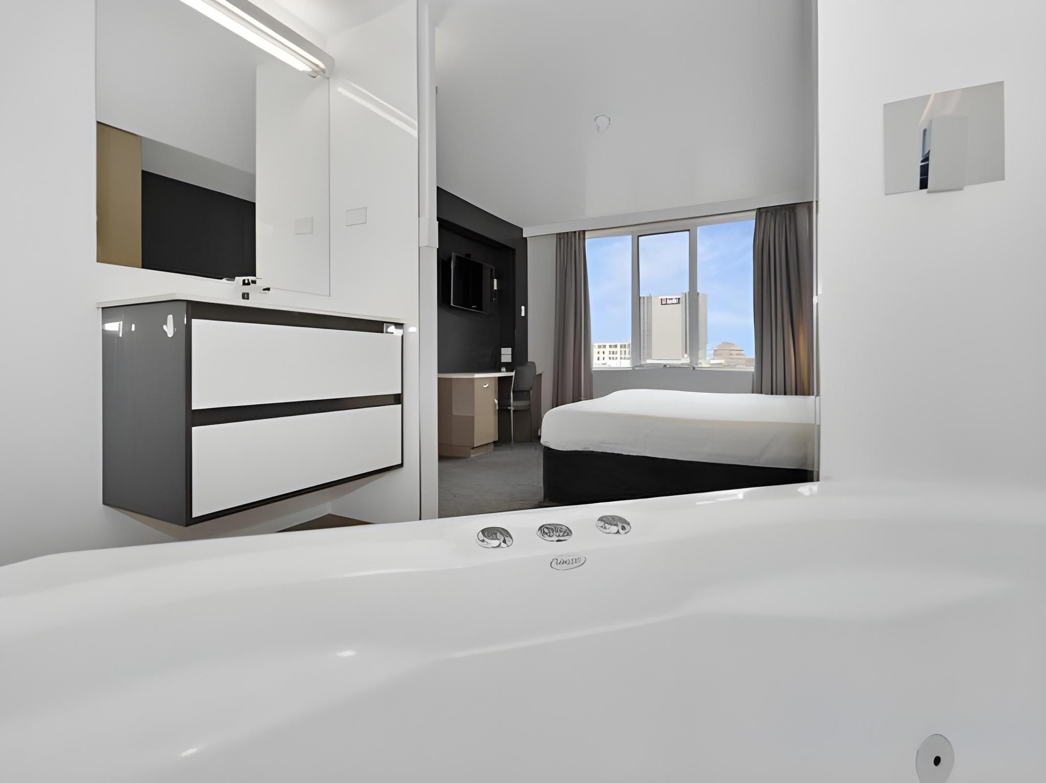 One Bedroom Apartment