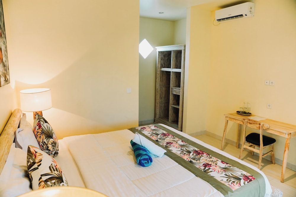 Taman Asih Bingin Homestay Deluxe Double Room 5