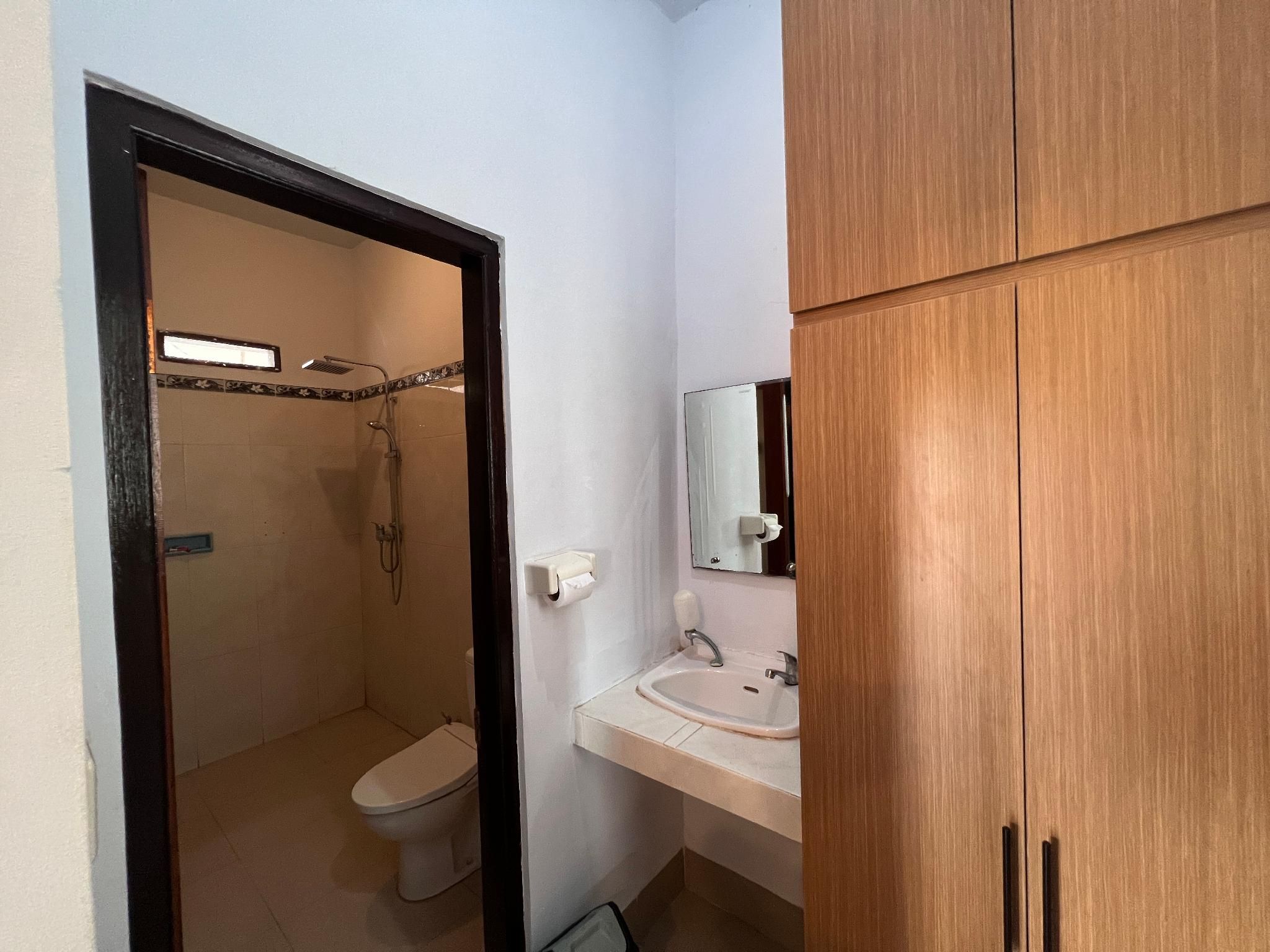 Lime Penida Cottages Bungalow Double Bed 2