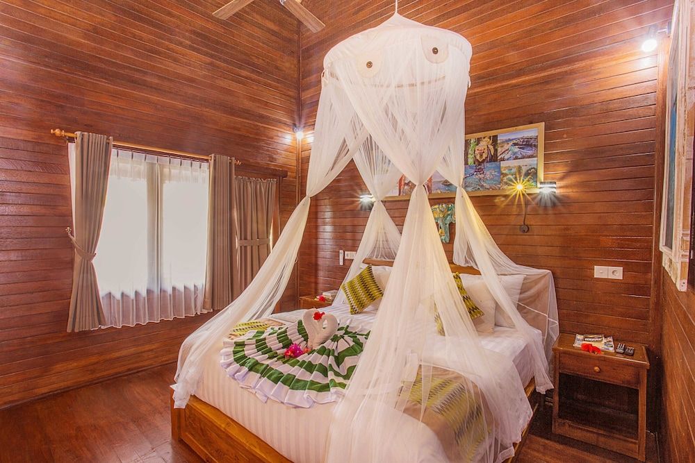 Deluxe Villa, 2 Bedrooms, Pool View