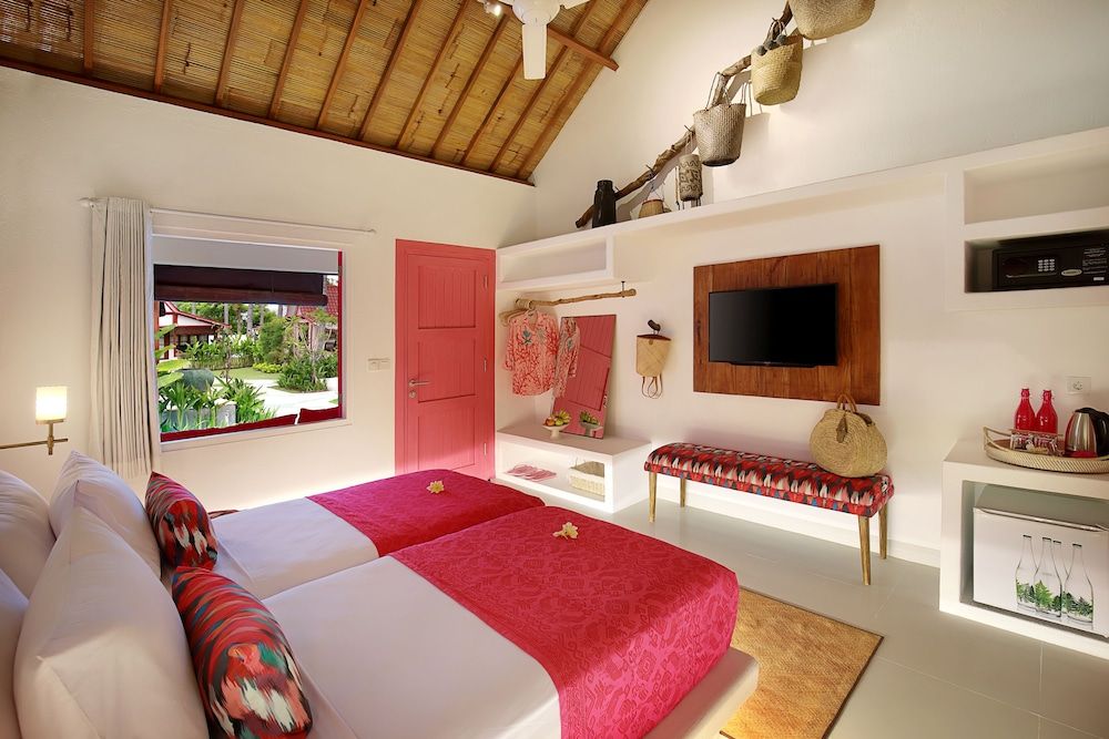 Grande Room - for Cool Adults Only