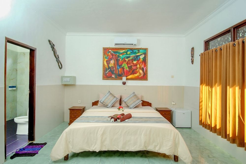 Warna Beach Hotel Standard Room 5