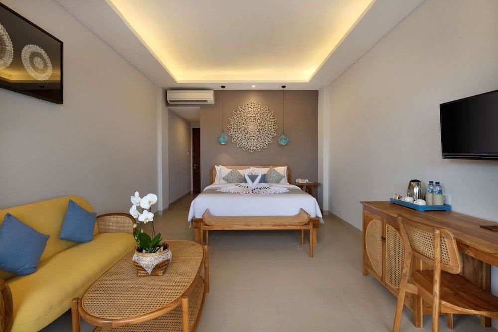 Suite (The Acala - Hot Deal)