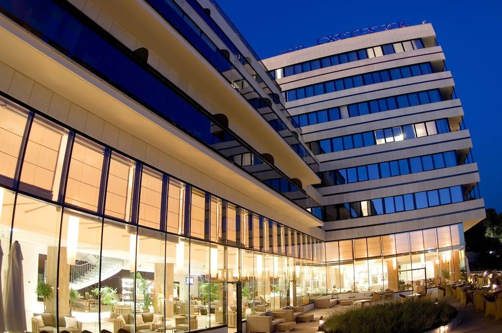 undefined Hotel Excelsior 2