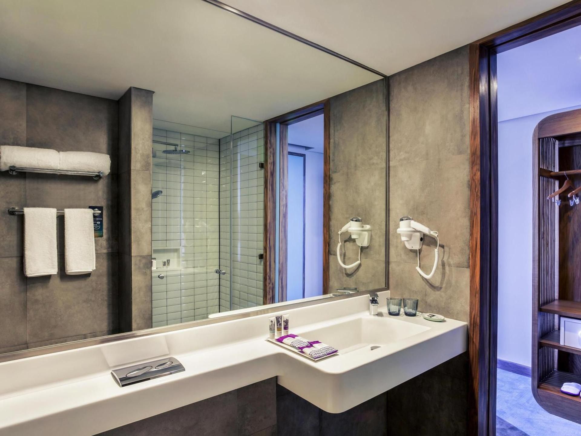 undefined Mercure Jakarta Pantai Indah Kapuk 5