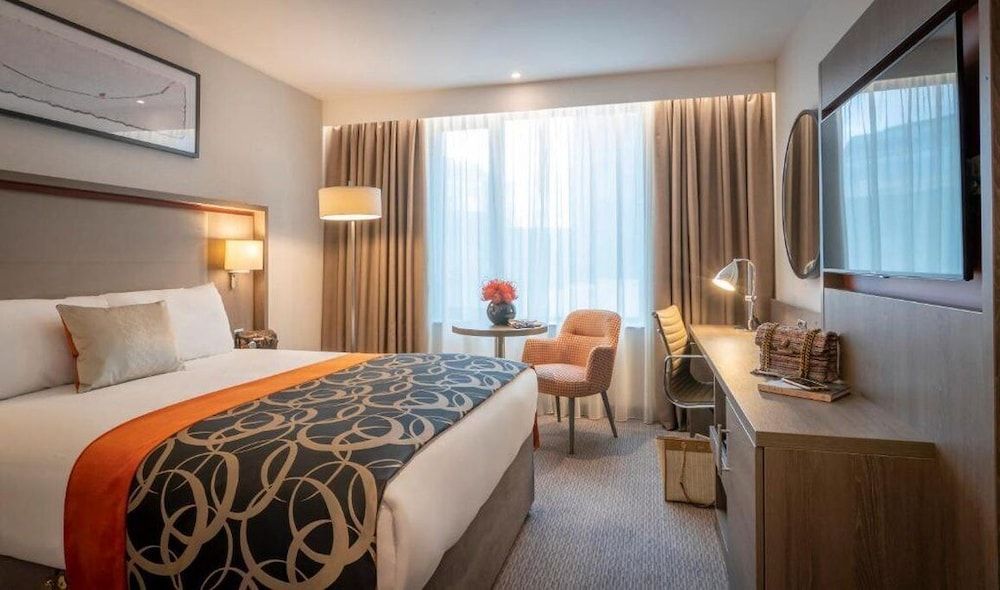 undefined Clayton Hotel Charlemont