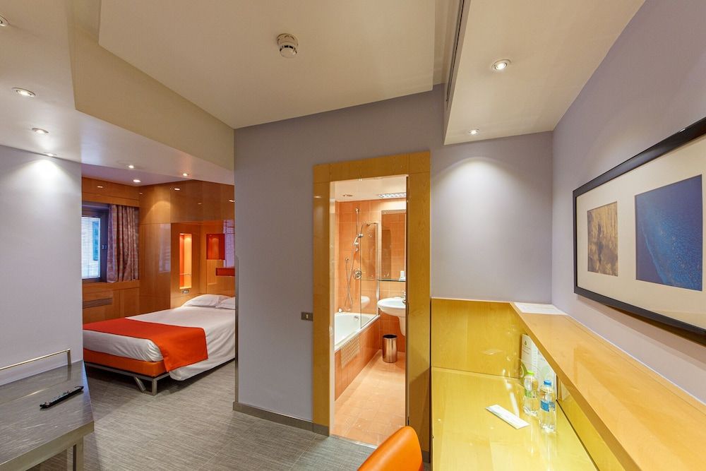 Albani Hotel Roma Camera Classic con letto matrimoniale o 2 letti singoli con Moquette o Pavimento 2