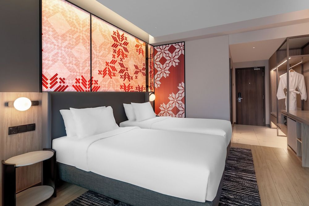 Executive Room, 2 Twin Beds, City View