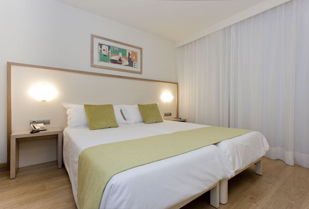 Classic Apartment, 1 Bedroom, Balcony