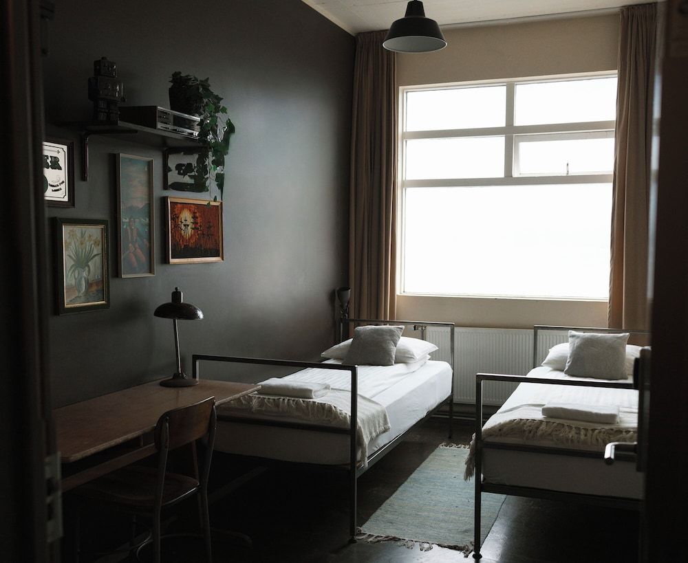 KEX Hostel and Hotel Reykjavik Double Room, Shared Bathroom 3